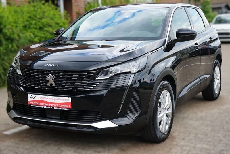 Lackierung schwarz perla nera/ Gebraucht 2021 Peugeot 3008 Active SUV | 17.400 € (Superpreis) - Bild 1/4