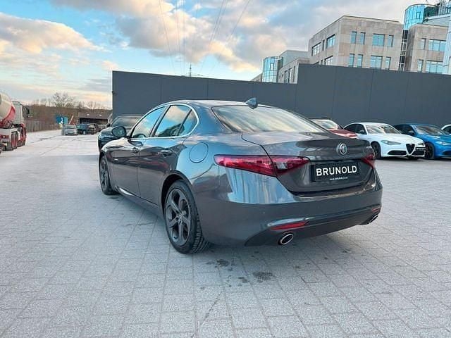 Gebraucht Alfa Romeo Giulia Super 190 PS (139 kW) 2022 Grau Limousine