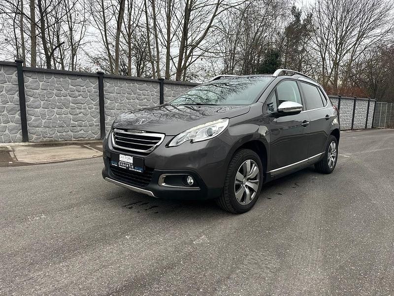 Grau Gebraucht 2016 Peugeot 2008 Allure SUV | 8.300 € (Fairer Preis) - Bild 1/4