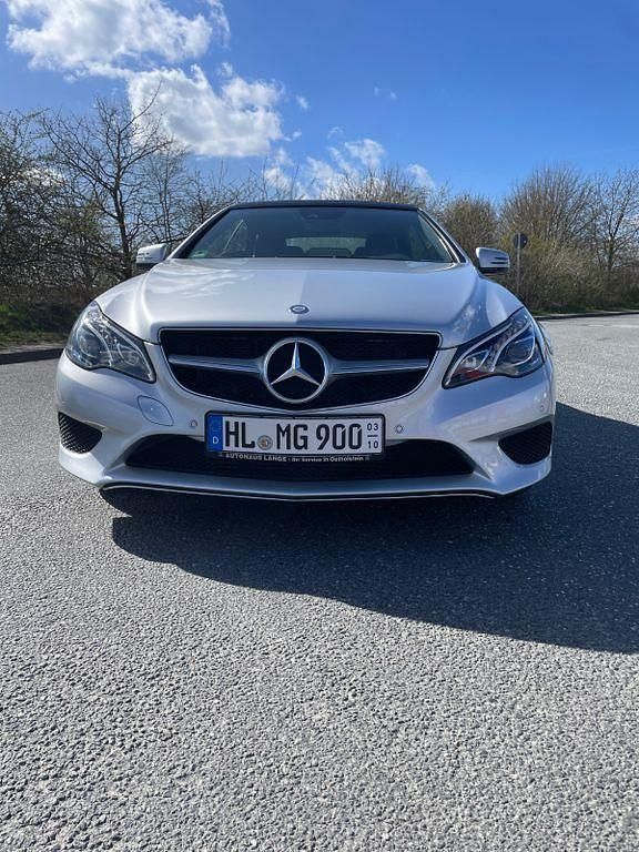 Gebraucht Mercedes 200 197 PS (144 kW) 2014 Silber Cabrio