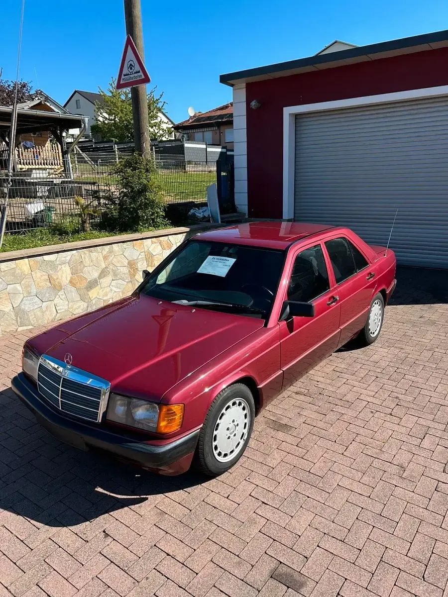 Usata Mercedes 190 120 CV (88 kW) 1989 Berlina
