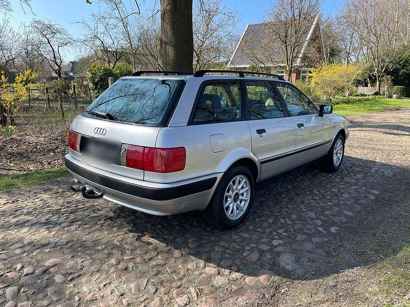 Gebraucht Audi 80 66 PS (48 kW) 1995 Grau Kombi
