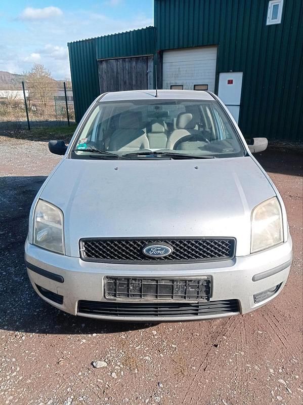Gebraucht Ford Fusion 80 PS (58 kW) 2003 Silber Kleinwagen