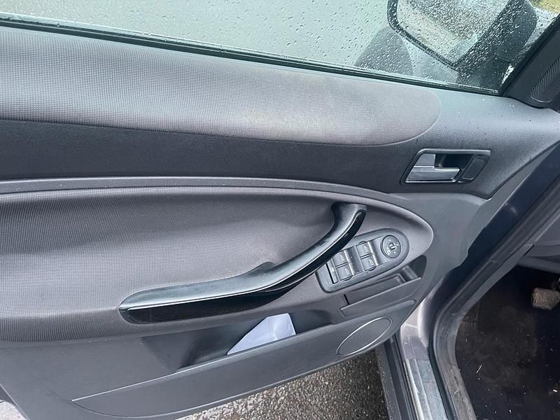 Gebraucht Ford Kuga 140 PS (102 kW) 2012 Braun SUV