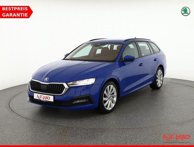Blau Gebraucht 2021 Skoda Octavia Ambition Kombi | 19.990 € (Fairer Preis) - Bild 1/4