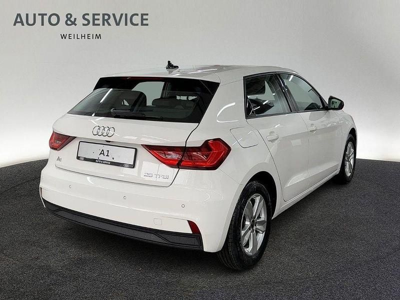 Gebraucht Audi A1 Sportback 95 PS (69 kW) 2026 Weiß Kleinwagen
