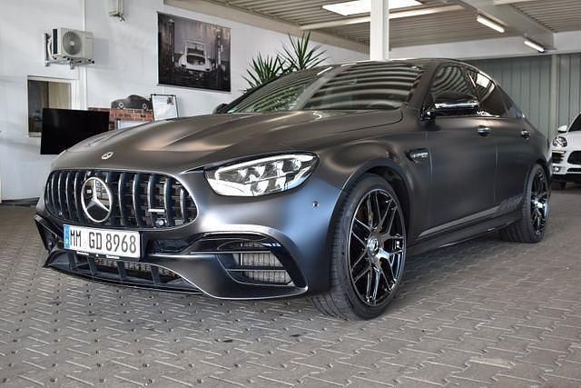 Grau Gebraucht 2024 Mercedes E63S AMG AMG Limousine | 129.000 € (Teuer) - Bild 1/4