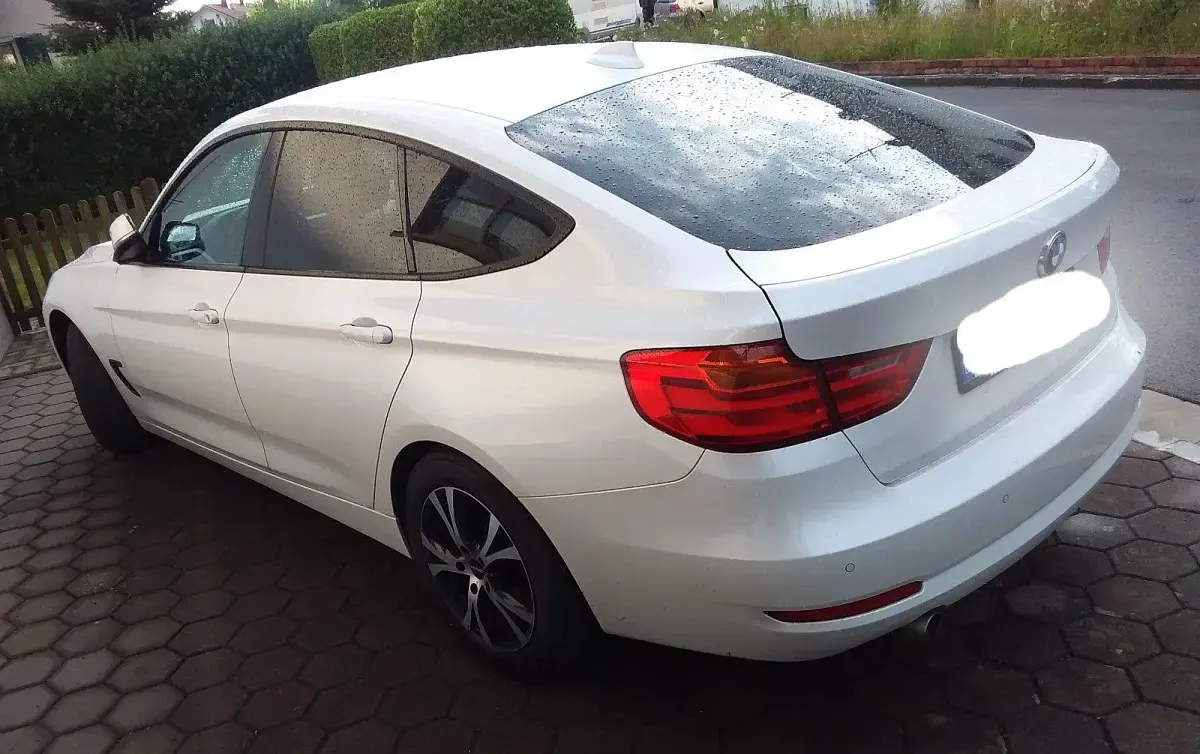 Gebraucht BMW 320 Gran Turismo 190 PS (139 kW) 2014 Weiß Coupé