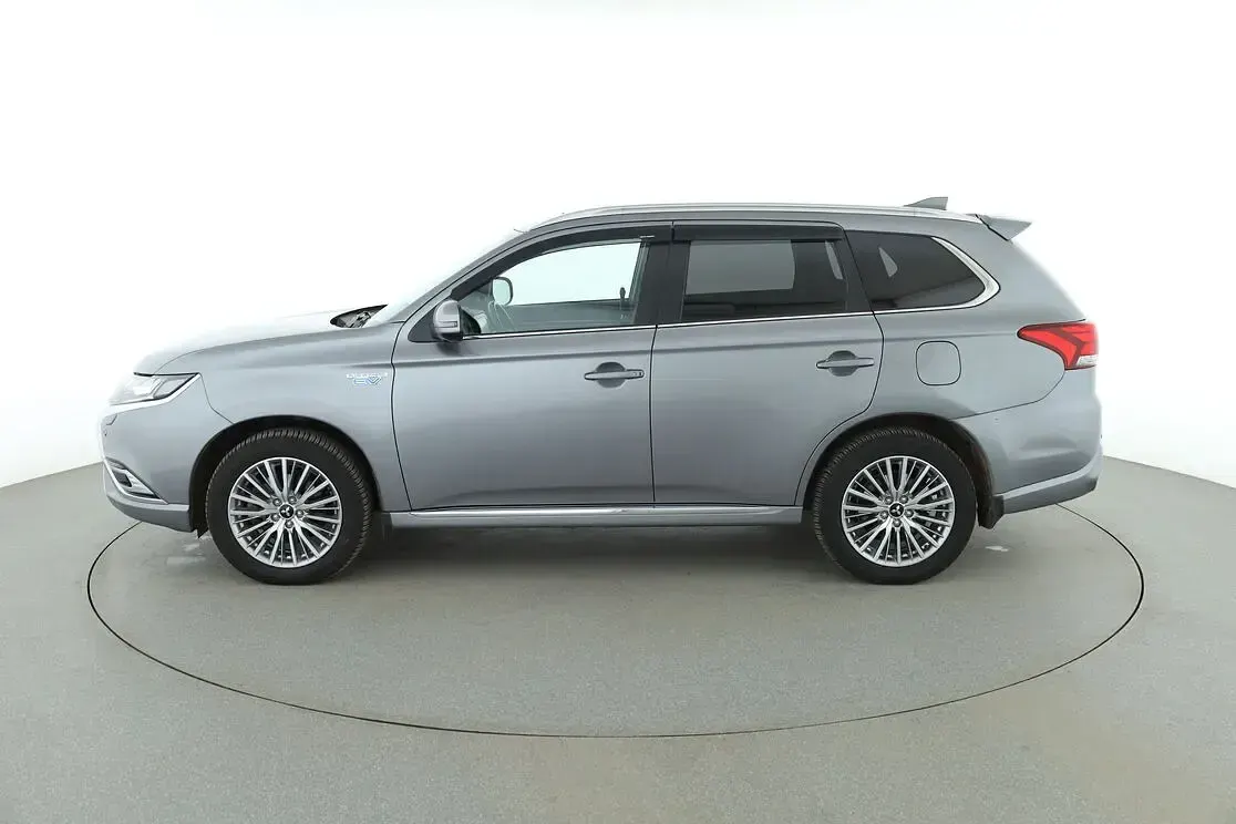 Gebraucht Mitsubishi Outlander P-HEV Top 311 PS (228 kW) 2019 Grau SUV