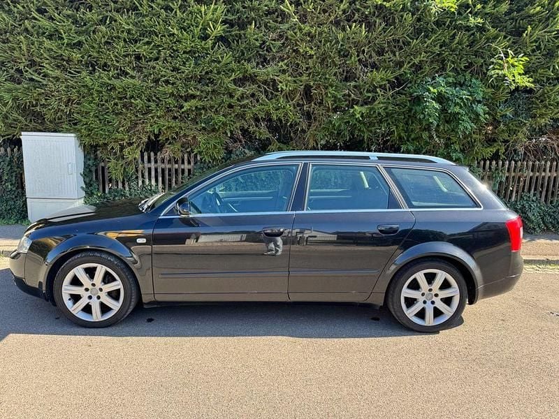 Schwarz Gebraucht 2003 Audi A4 Kombi | 2.500 € (Guter Preis) - Bild 1/4