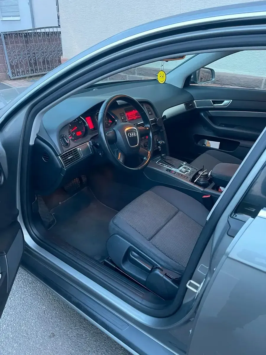 Gebraucht Audi A6 177 PS (130 kW) 2004 Grau Limousine