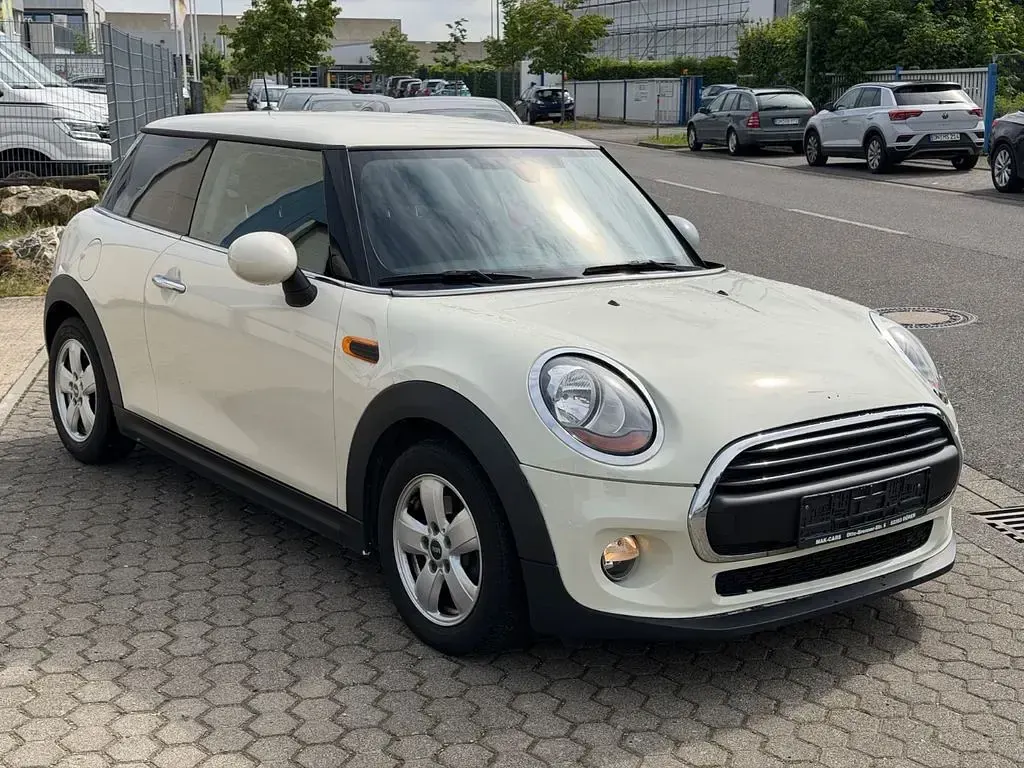 Gebraucht Mini ONE 102 PS (75 kW) 2016 Weiß Kleinwagen