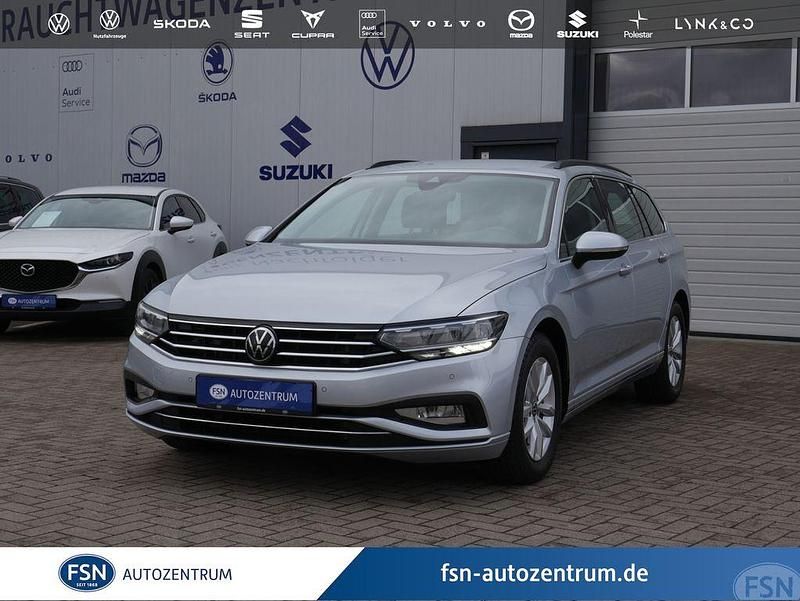 Gebraucht VW Passat Business 150 PS (110 kW) 2023 Silber Kombi