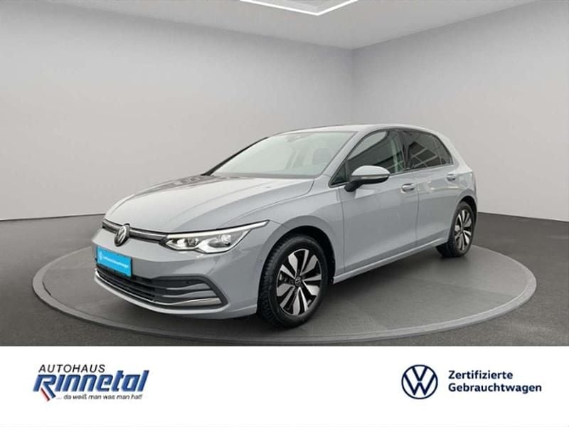 Mondsteingrau Gebraucht 2023 VW Golf VIII Move Limousine | 25.390 € (Fairer Preis) - Bild 1/4