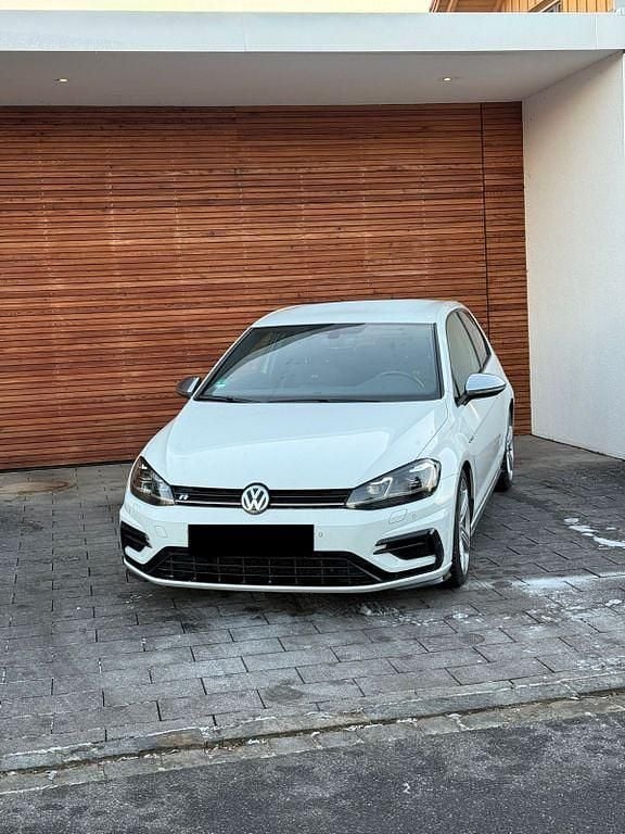 Gebraucht VW Golf VII R 310 PS (228 kW) 2017 Weiß Limousine