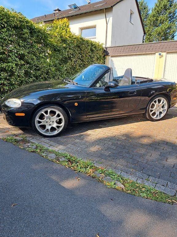 Schwarz Gebraucht 2001 Mazda MX5 Cabrio | 6.900 € (Fairer Preis) - Bild 1/4