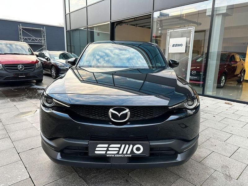 Schwarz Gebraucht 2022 Mazda MX30 Ad'Vantage SUV | 14.590 € (Guter Preis) - Bild 1/4