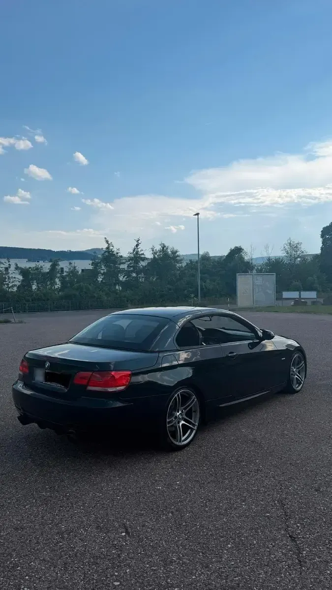 Gebraucht BMW 325 Cabriolet Performance 218 PS (160 kW) 2008 Schwarz Cabrio
