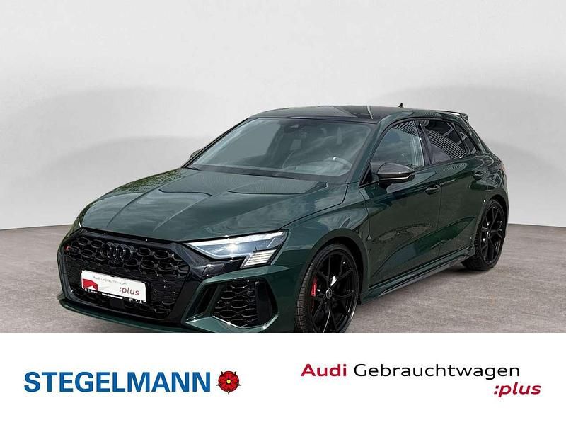 Goodwoodgreen individual audi Gebraucht 2023 Audi RS3 Kleinwagen | 60.810 € (Teuer) - Bild 1/4