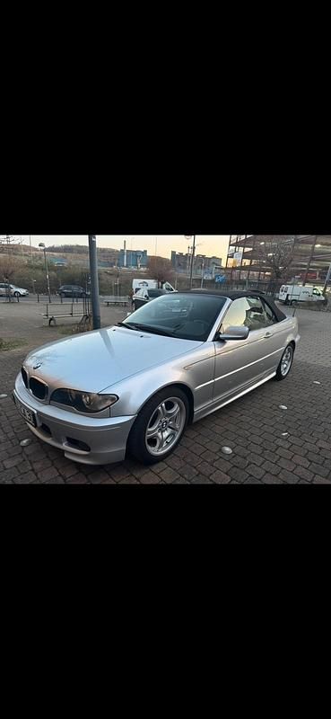 Silber Gebraucht 2003 BMW 318 Cabriolet M Sport Cabrio | 7.300 € (Fairer Preis) - Bild 1/4