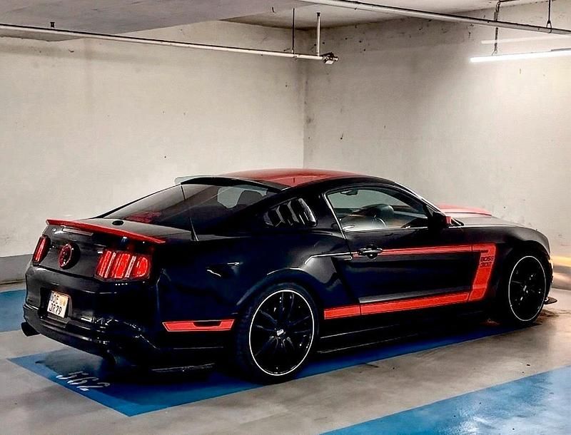 Schwarz Gebraucht 2010 Ford Mustang GT Style Coupé | 19.900 € - Bild 1/4