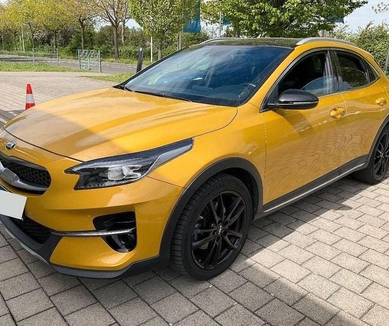 Gebraucht Kia XCeed Xdition 160 PS (117 kW) 2021 Gold SUV