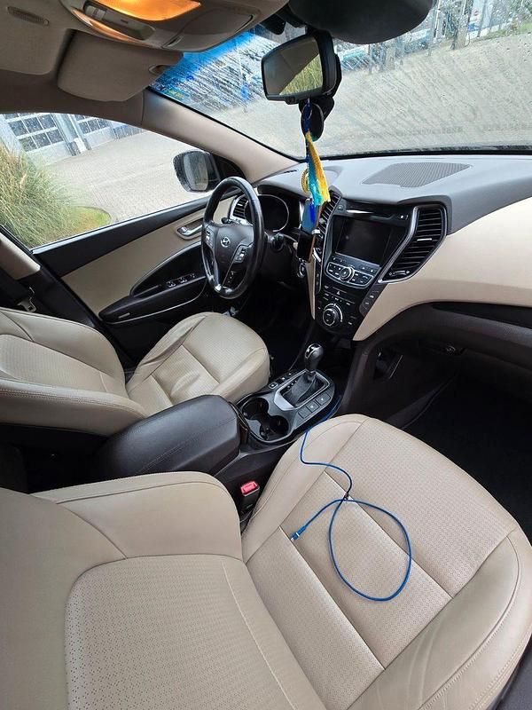Schwarz Gebraucht 2014 Hyundai Santa Fe Premium SUV | 11.000 € (Guter Preis) - Bild 1/4
