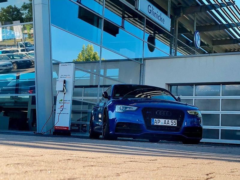 Blau Gebraucht 2016 Audi A5 Sportback Ambiente Limousine | 18.500 € (Superpreis) - Bild 1/4