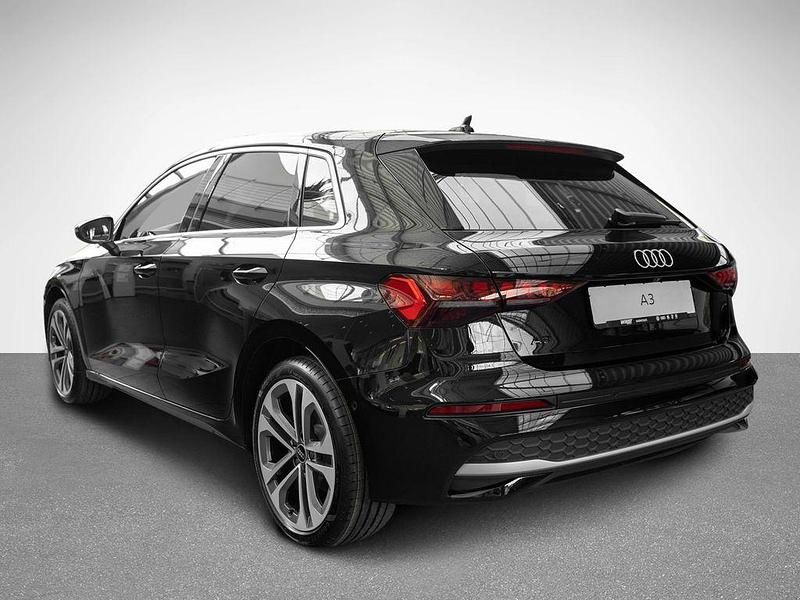 Neu Audi A3 Sportback Advanced 150 PS (110 kW) 2025 Schwarz Kleinwagen