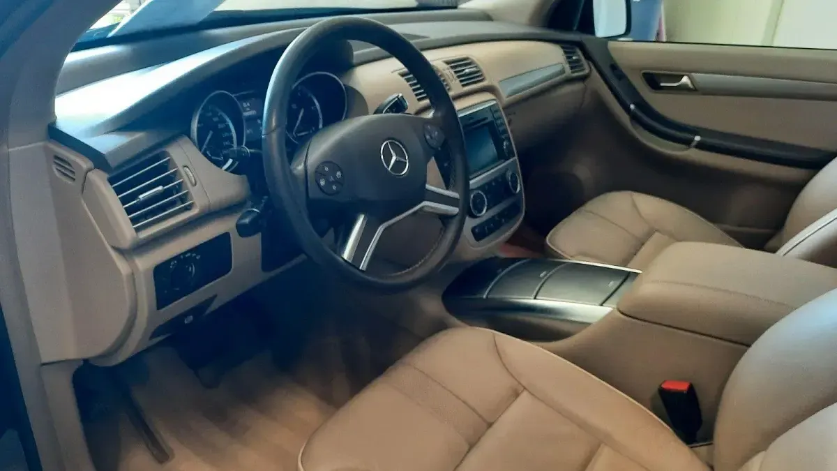 Gebraucht Mercedes R300 190 PS (139 kW) 2011 Schwarz Kombi