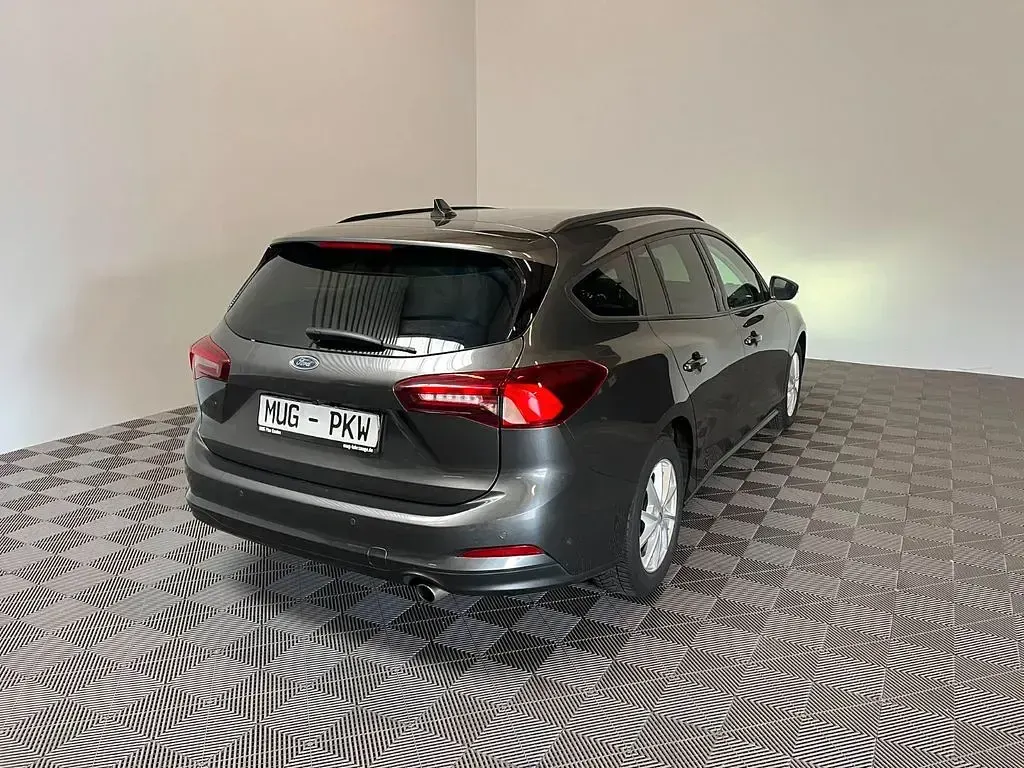Gebraucht Ford Focus Cool & Connect 120 PS (88 kW) 2022 Grau Kombi