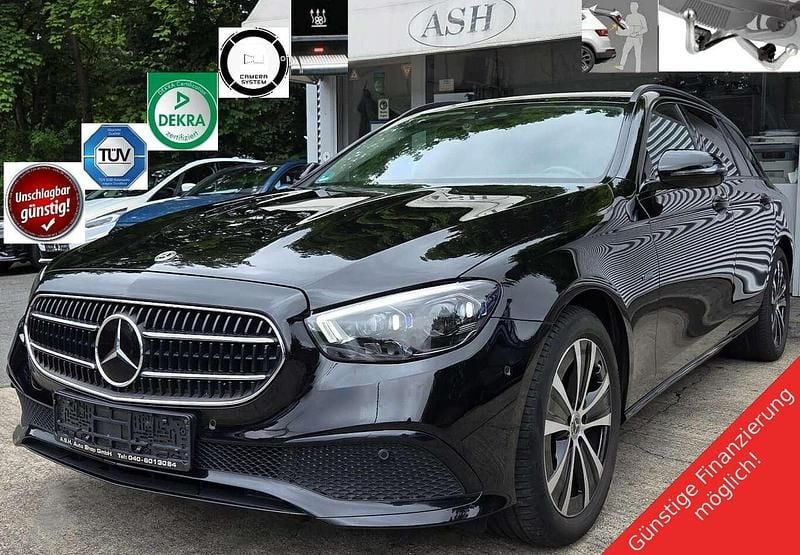 Schwarz Gebraucht 2021 Mercedes E300 Kombi | 34.750 € (Fairer Preis) - Bild 1/4