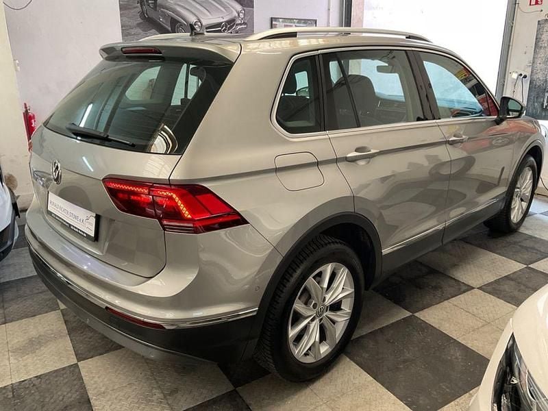 Gebraucht VW Tiguan Highline 150 PS (110 kW) 2018 Silber SUV