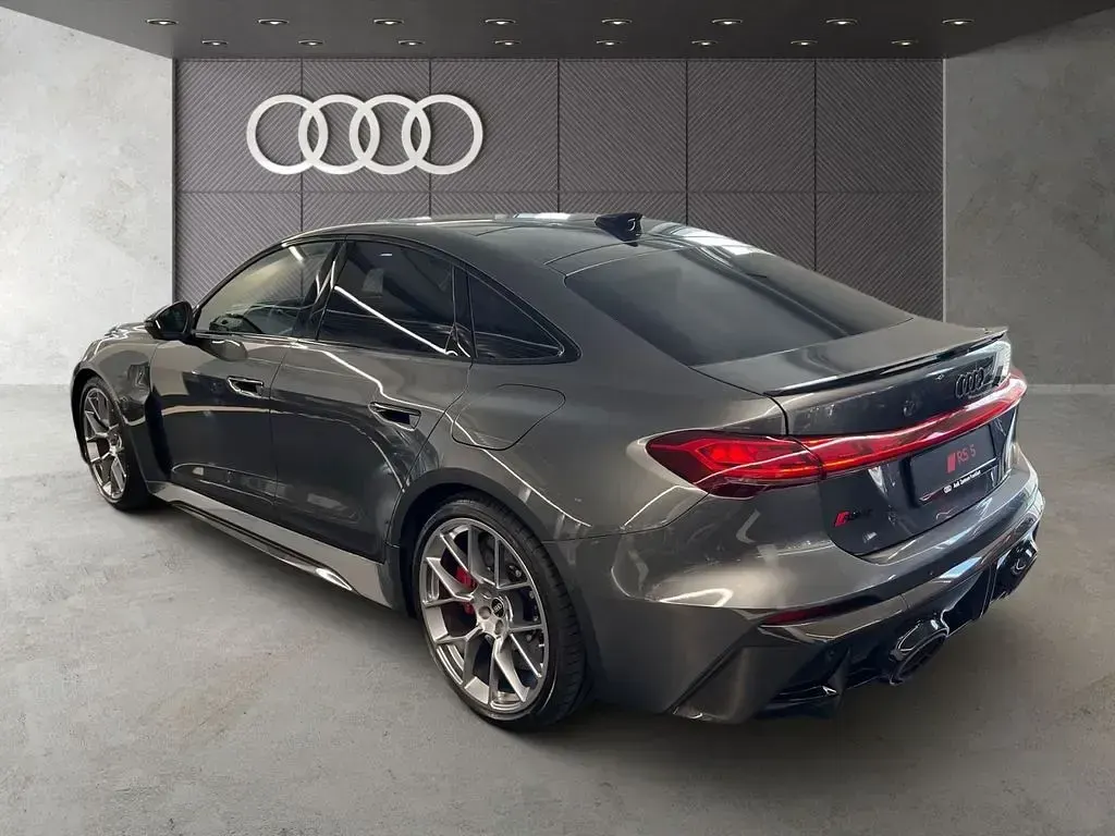 Gebraucht Audi RS5 Sport 639 PS (469 kW) 2026 Daytonagrau perleffekt Limousine