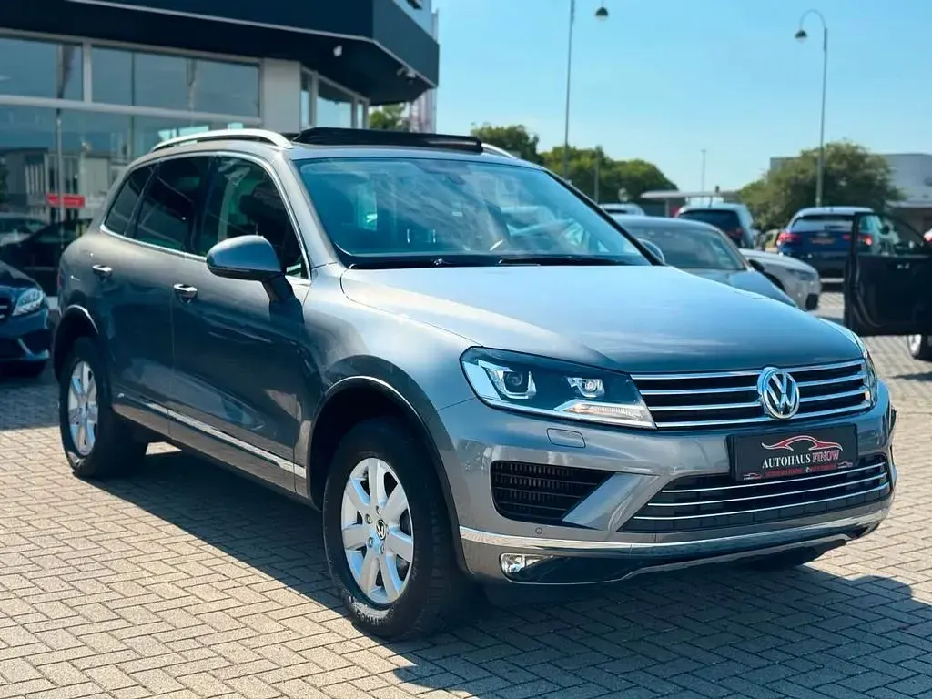 Gebraucht VW Touareg 204 PS (150 kW) 2017 Grau SUV