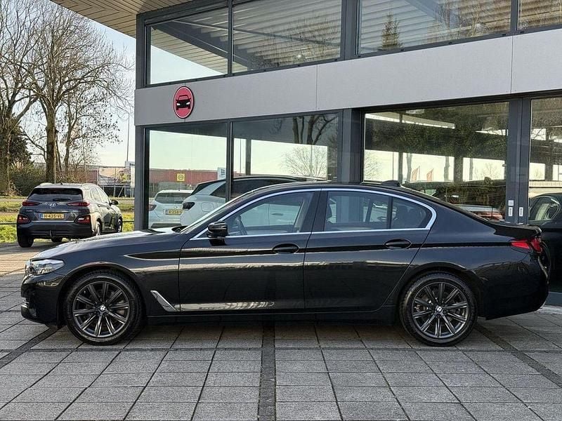 Gebraucht BMW 520 Efficient Dynamics 184 PS (135 kW) 2021 Schwarz Limousine