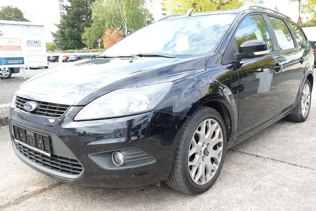 Gebraucht Ford Focus 125 PS (91 kW) 2009 Schwarz Limousine