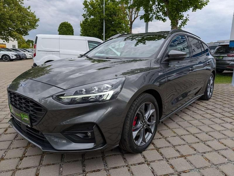 Gebraucht Ford Focus ST-Line 155 PS (114 kW) 2022 Magneticgrau (metallic) Kombi