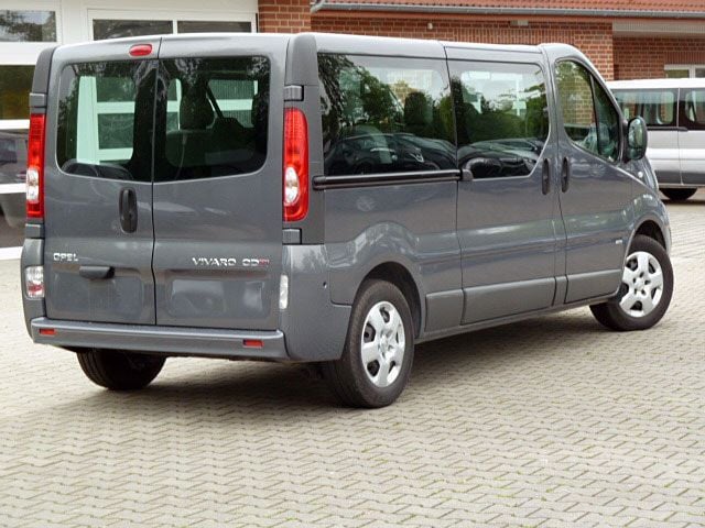 Gebraucht Opel Vivaro 114 PS (83 kW) 2014 Grau metallic Van / Kleinbus