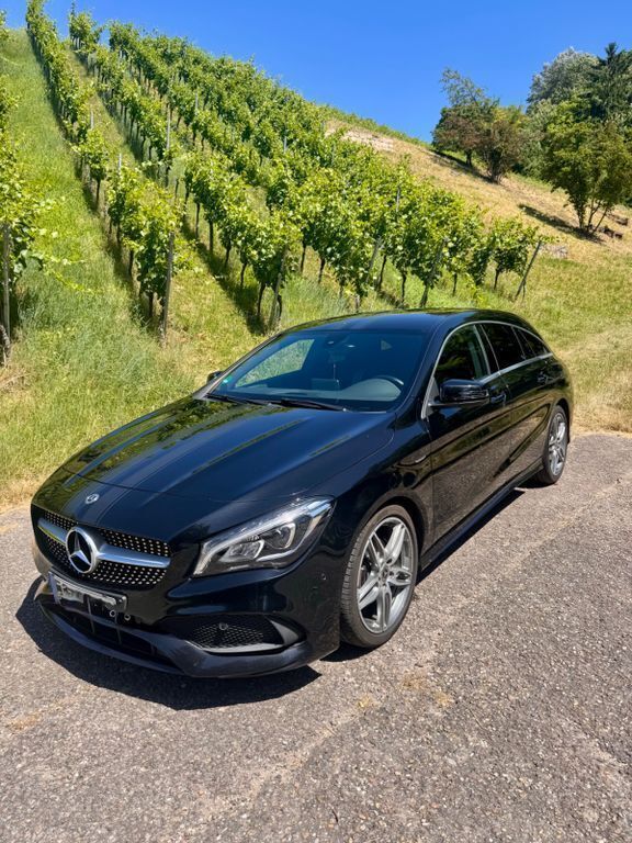 Schwarz Gebraucht 2018 Mercedes CLA180 Shooting Brake Edition Kombi | 17.999 € (Guter Preis) - Bild 1/4