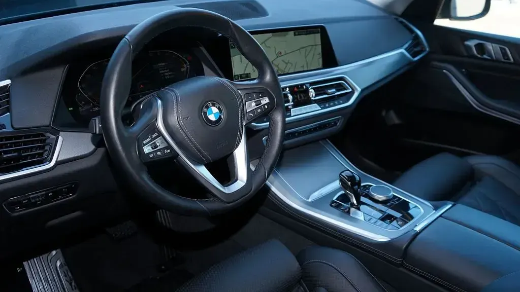 Gebraucht BMW X5 Sport Line 231 PS (169 kW) 2023 Schwarz SUV