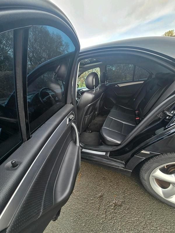 Gebraucht Mercedes C200 140 PS (102 kW) 2005 Schwarz Limousine