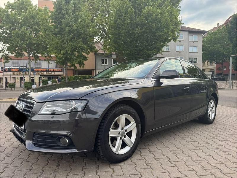Gebraucht Audi A4 Attraction 179 PS (131 kW) 2010 Limousine