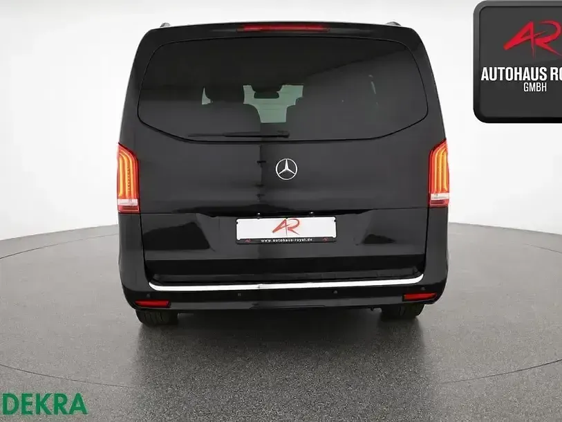 Gebraucht Mercedes V250 Sport 190 PS (139 kW) 2022 Obsidianschwarz Van / Kleinbus