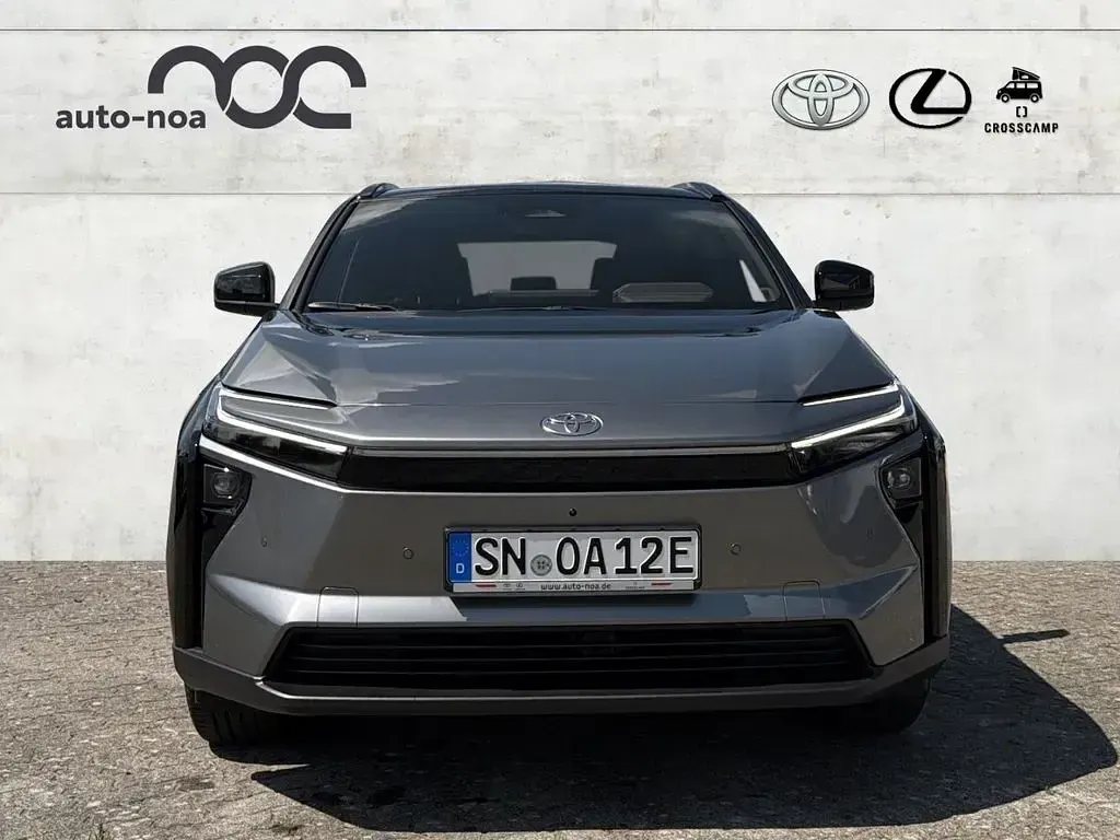 Gebraucht Toyota bZ4X Lounge 252 kW (343 PS) 2026 Silber SUV