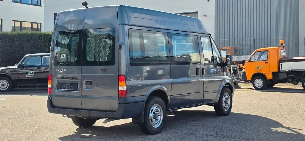 Usata Ford Transit 90 CV (66 kW) 2007 Grigio Monovolume