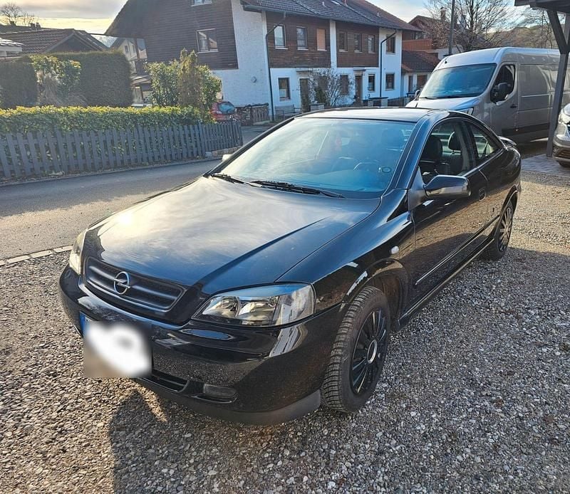 Gebraucht Opel Astra Classic 147 PS (108 kW) 2001 Schwarz Coupé