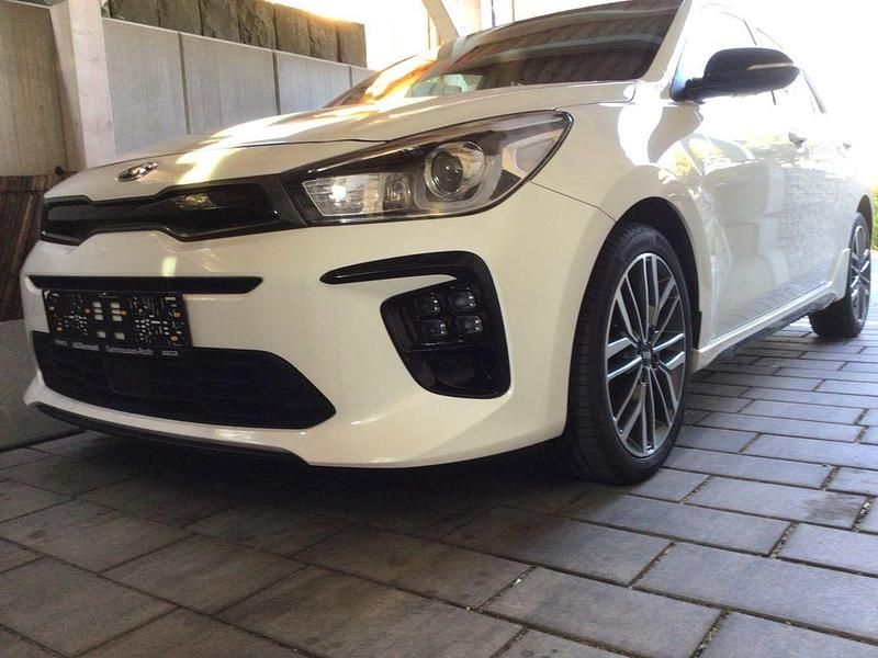 Gebraucht Kia Rio GT-Line 120 PS (88 kW) 2020 Weiß Limousine