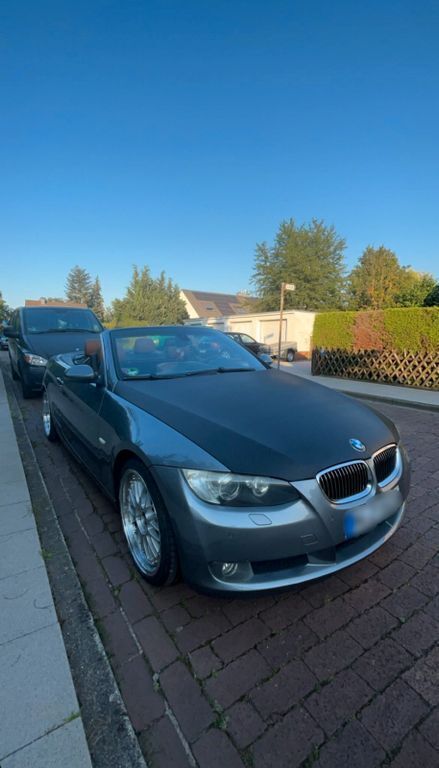 Grau Gebraucht 2009 BMW 325 Cabriolet Performance Cabrio | 8.350 € (Guter Preis) - Bild 1/3