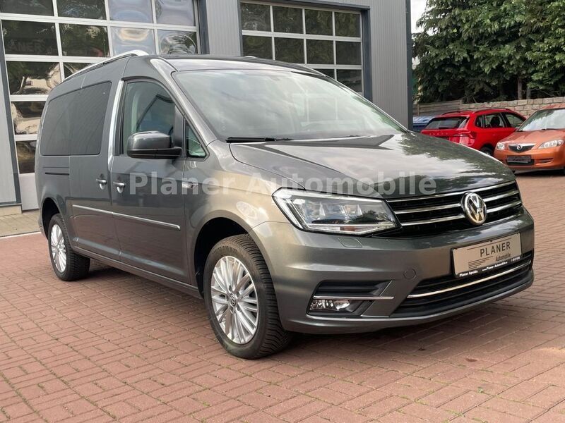 Grau Gebraucht 2017 VW Caddy Maxi Highline Van / Kleinbus | 31.490 € - Bild 1/4